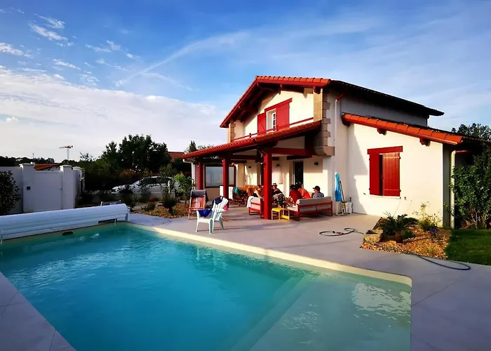 Beautiful Villa With Pool Parking St Jean De Luz
